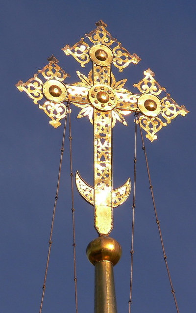 крест центральной главы собора Рождества Христова в Коврове Владимирской области