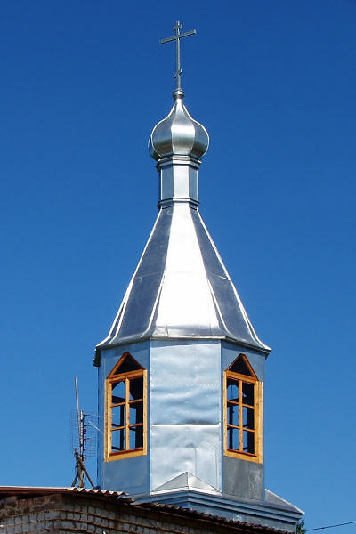 Шатровое завершение колокольни Никольской церкви в городе Меленки Владимирской области