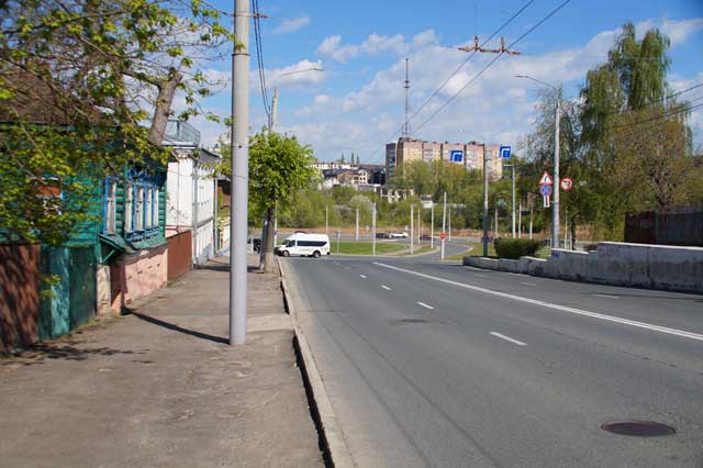 2025 улица Гагарина в районе дома 27 город Владимир