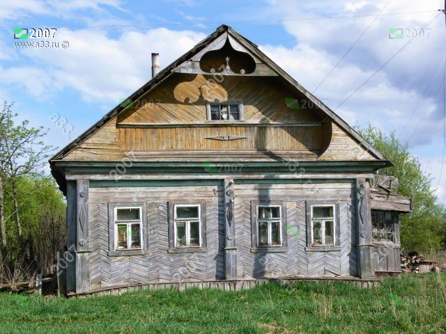 2007 Жилой дом на четыре окна в деревне Большие Вески Александровского района Владимирской области