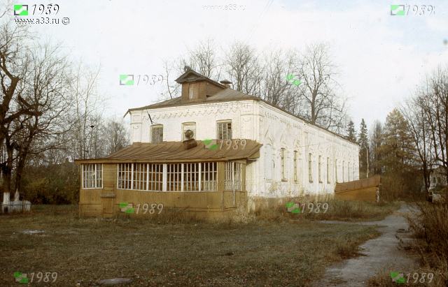 1989 Келейный корпус с деревянными верандами под нужды Детского дома, село Махра Александровского района Владимирской области