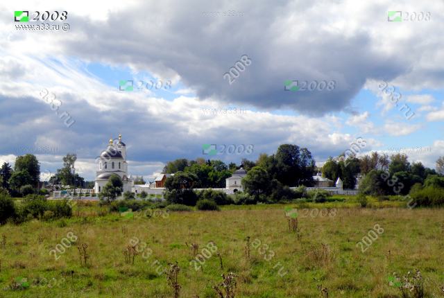 2010 Панорама Стефано-Махрищского монастыря с востока, село Махра Александровского района Владимирской области