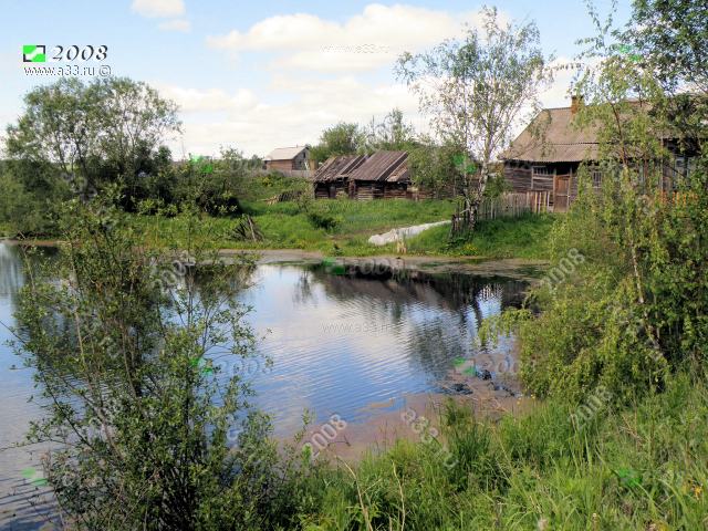 2008 Сельский прудик при дороге в деревне Обашево Александровского района Владимирской области