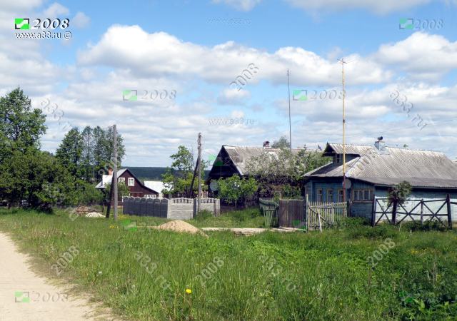 2008 Типичная застройка деревни Пустынь Александровского района Владимирской области