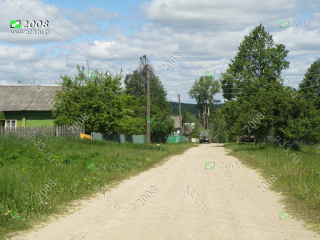 2008 Главная улица деревни Пустынь Александровского района Владимирской области