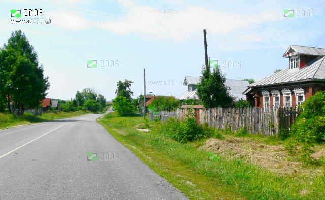 Вид деревни Ескино Гороховецкого района Владимирской области на трассе Гороховец - Муром