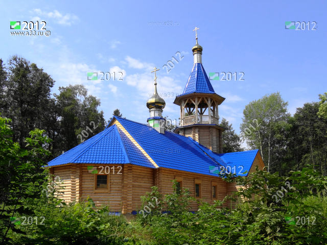 Северный фасад новой Казанской церкви в селе Фоминки Гороховецкого района Владимирской области