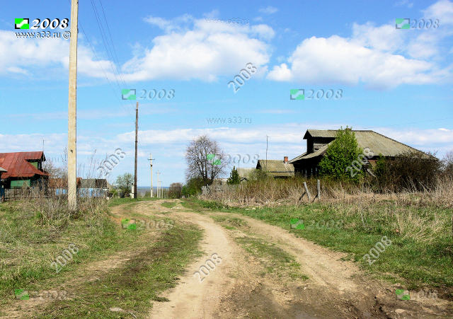 Типичная архитектура жилой застройки деревни Княжичи Гороховецкого района Владимирской области