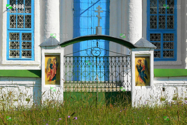 Южные ворота ограды Вознесенской церкви на Погосте Вознесенье Гороховецкого района Владимирской области