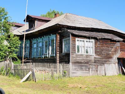 жилая часть клуба-общежития в деревне Бутылки Гусь-Хрустального района Владимирской области