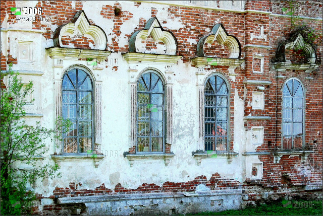 Северный фасад трапезной Казанской церкви в Дубасово Гусь-Хрустального района Владимирской области