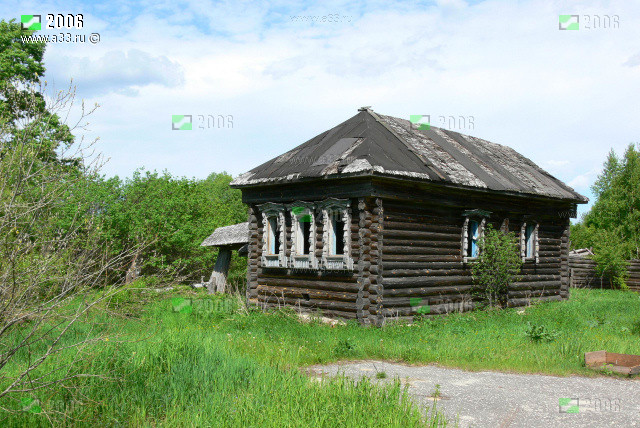 Крайний дом деревни Евсино Гусь-Хрустального района Владимирской области