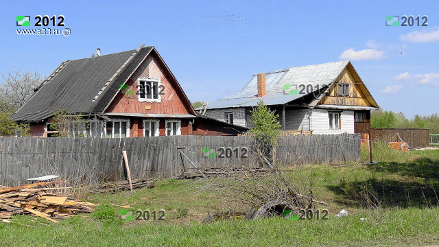 Типичная застройка деревни Федотово Гусь-Хрустального района Владимирской области