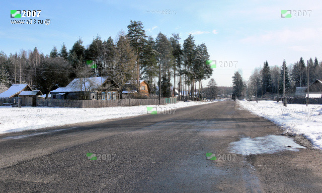 Деревня Гаврино Гусь-Хрустального района Владимирской области в апреле месяце фотография