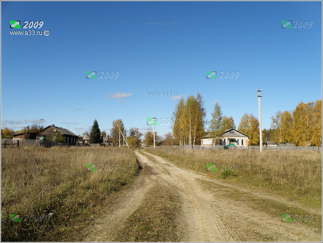 Южная часть села Георгиево Гусь-Хрустального района Владимирской области со зданием сельской Администрации
