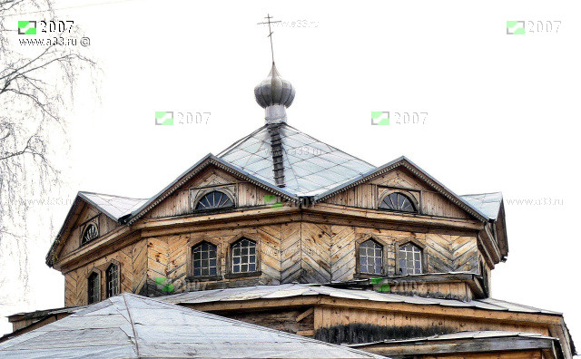 Восьмерик церкви Серафима Саровского в Курлово Гусь-Хрустального района Владимирской области