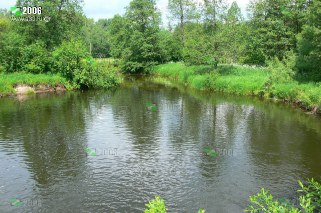 Река Судогда Гусь-Хрустального района Владимирской области в окрестностях Листвинского погоста