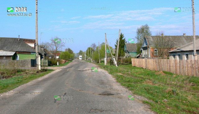 Общий вид Центральной улицы посёлок Неклюдово Гусь-Хрустального района Владимирской области