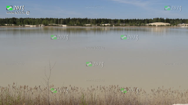 Рыбы на озере намыва кварцевого песка у села Пятница Гусь-Хрустального района Владимирской области нет