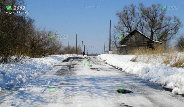 Главная улица деревни Сивцево Гусь-Хрустального района Владимирской области