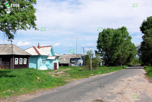 Вид деревни Старково Гусь-Хрустального района Владимирской области 2006
