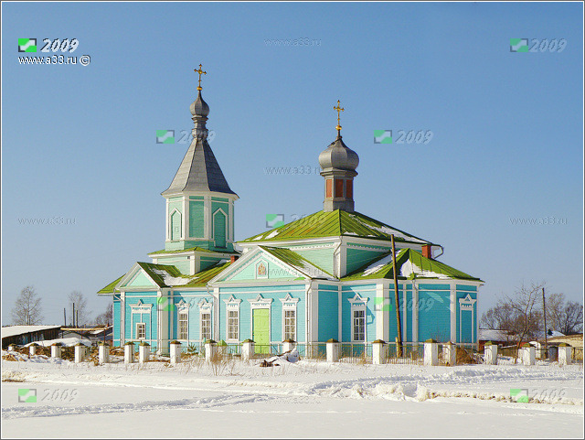 Вид Никольской церкви в селе Тащилово Гусь-Хрустального района Владимирской области с юго-востока