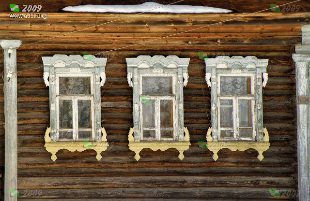 Деревянные наличники дома 7 в селе Тащилово Гусь-Хрустального района Владимирской области