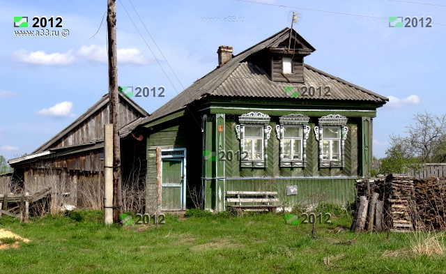 Зелёный домик с хозяйственным сараем деревня Толстиково Гусь-Хрустального района Владимирской области