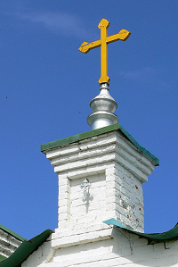 Фрагмент ворот с крестом