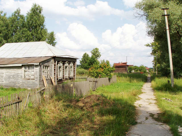 2005 Застройка деревни Новая Быковка Камешковского района Владимирской области в районе дома 24