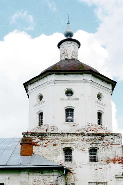 2006 архитектурные формы восьмерик на четверике Покровской церкви в деревне Ельцы Киржачского района Владимирской области