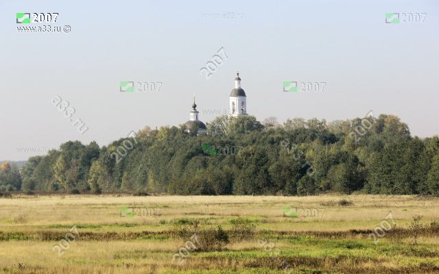 2007 Никольская церковь со стороны поймы реки Шерны село Филипповское Киржачского района Владимирской области
