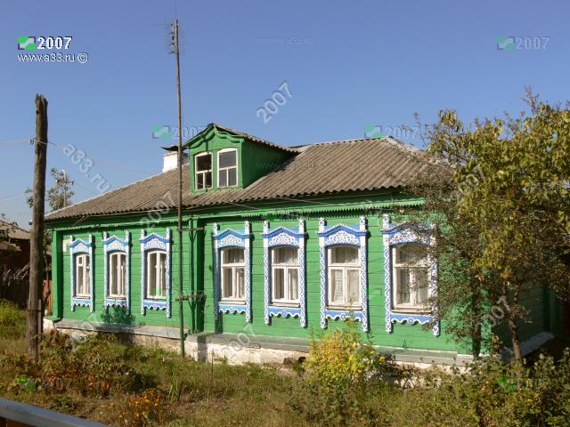 2007 Жилой дом старой постройки в селе Филипповское Киржачского района Владимирской области
