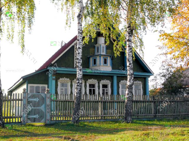 2007 Церковь на фронтоне дома 16 улица Бобкова деревня Фёдоровское Киржачского района Владимирской области