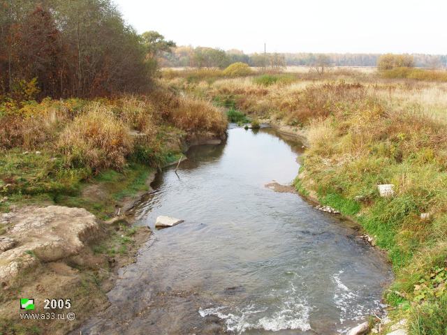 2005 Вид на реку Шорна с моста вниз по течению у деревни Скоморохово Киржачского района Владимирской области