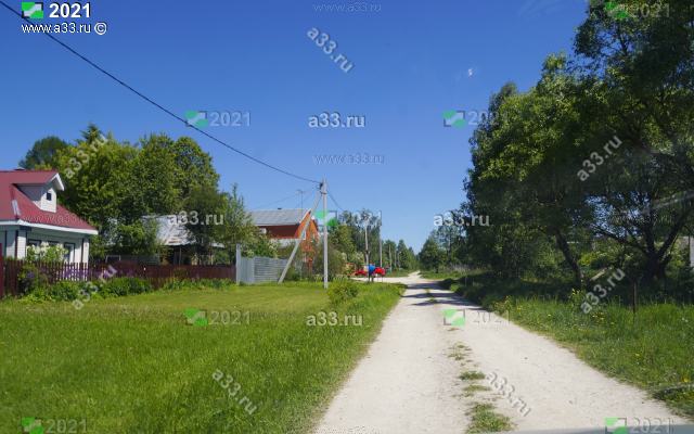 2021 Улица Зелёная в деревне Жердево Киржачского района Владимирской области в районе дома 41