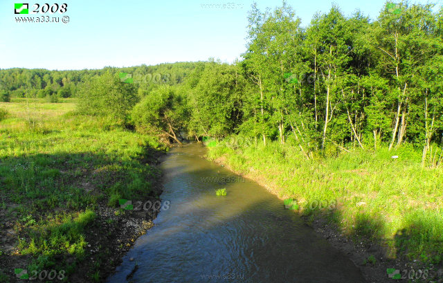 Речка Ильмовка протекает в паре километров от посёлка Дубки Кольчугинского района Владимирской области