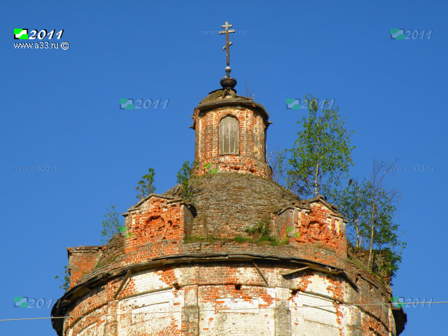 Завершение ротонды Успенской церкви в деревне Кудрявцево Кольчугинского района Владимирской области