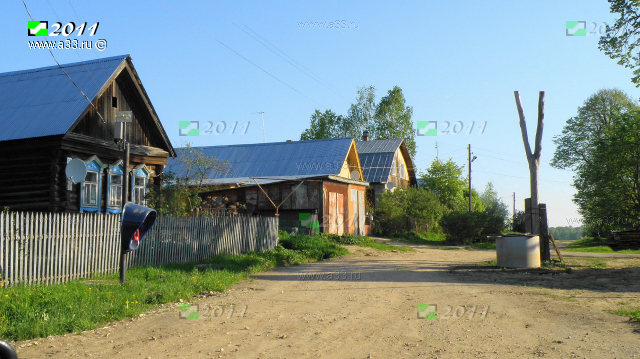 Типичная архитектура жилой застройки деревни Поздняково Кольчугинского района Владимирской области