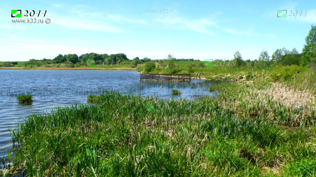 Общий вид железобетонной плотины водохранилища на реке Сега Кольчугинского района Владимирской области