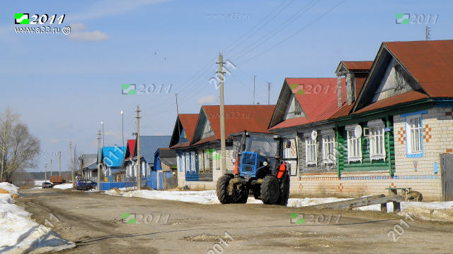 Улица Молодёжная в деревне Кононово Меленковского района Владимирской области
