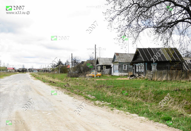 Дальняя часть деревни Окшово Меленковского района Владимирской области