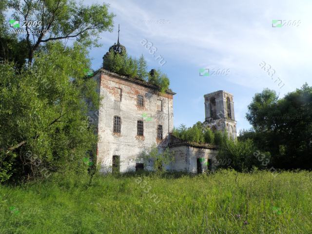 2009 Вид на Никольскую церковь с северо-востока; село Алексино Петушинского района Владимирской области
