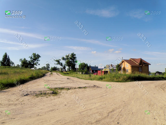 2009 Дачная деревня Васильки на въезде по главной дороге. Петушинский район, Владимирская область