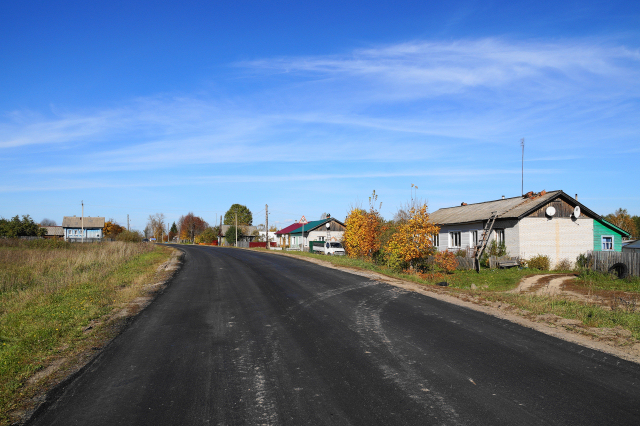 Общий вид села Чертково на въезде с юга. В 2016 году положили новенький асфальт