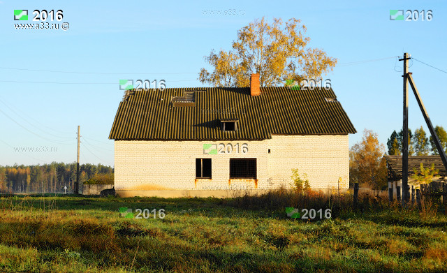 Ильинское дом 8 в процессе многолетнего строительства  Селивановский район Владимирская область