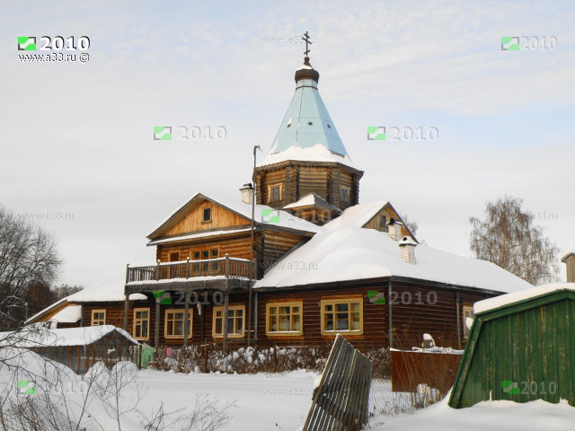Первая церковь в селе Матвеевка Селивановского района Владимирской области использовалась и используется одновременно и как келейное общежитие