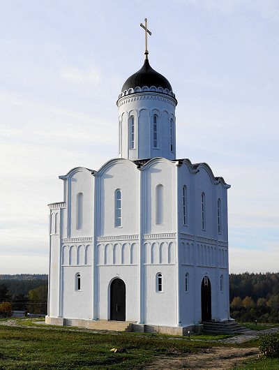 Северный фасад церкви в селе Матвеевка Селивановского района Владимирской области
