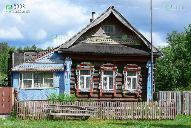 Дом 4 в деревне Некрасово Селивановского района Владимирской области 2006