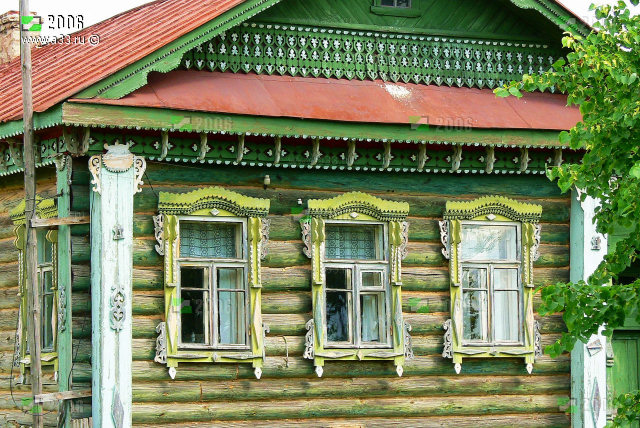 Дом на краю деревни Некрасово Селивановского района Владимирской области 2006